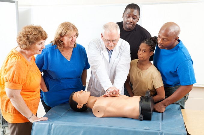first-aid-spotting-the-signs-of-a-stroke