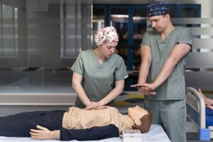 medicine student doing their practice hospital